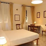 Dimora Garibaldi بيت ضيافة كاستيلنوفو ماغرا