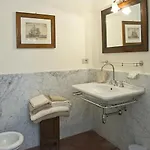 Dimora Garibaldi Πανσιόν