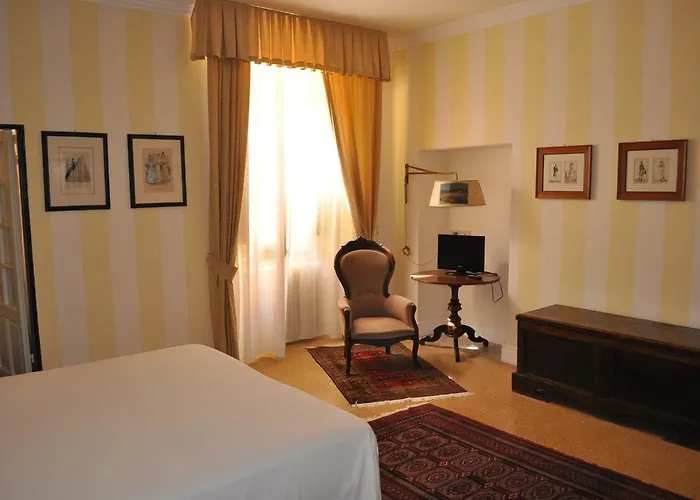 招待所 Dimora Garibaldi 3*